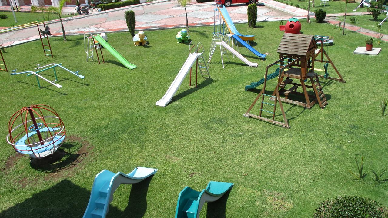 Hotel Villa Monarca Inn Zitácuaro Εξωτερικό φωτογραφία