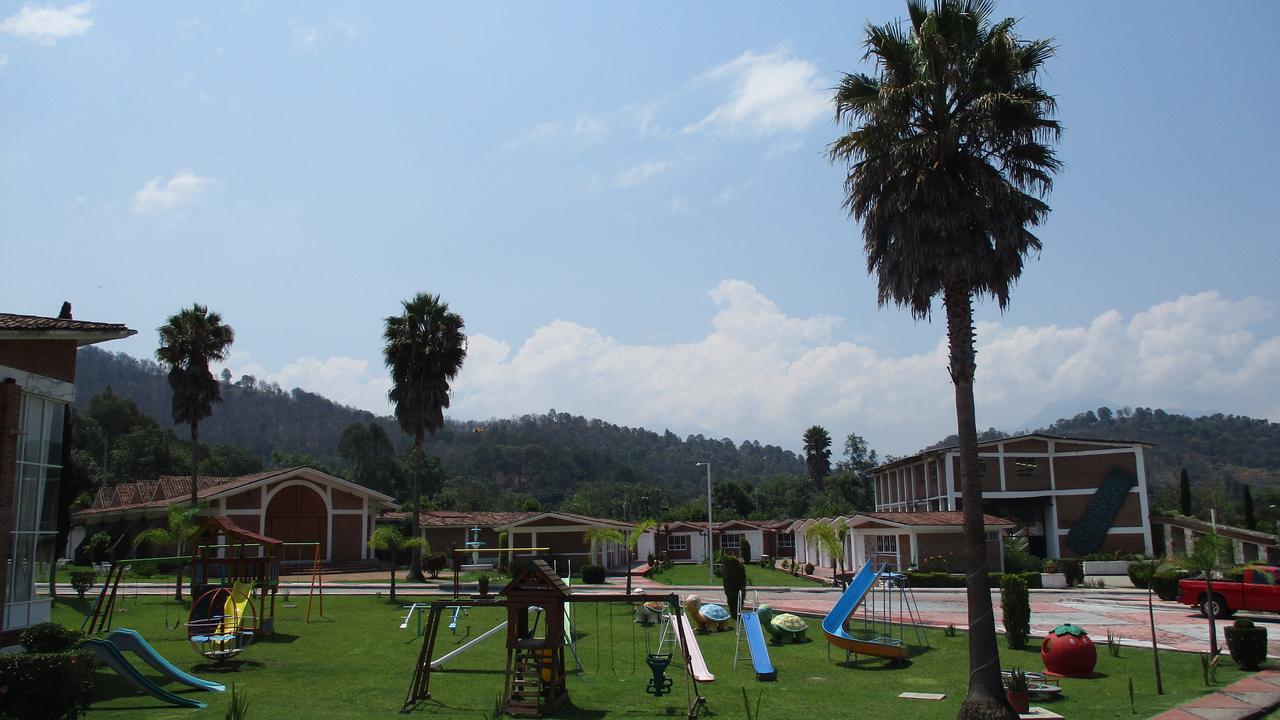 Hotel Villa Monarca Inn Zitácuaro Εξωτερικό φωτογραφία