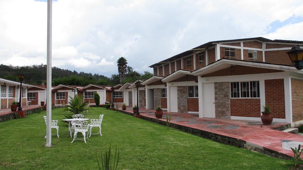 Hotel Villa Monarca Inn Zitácuaro Εξωτερικό φωτογραφία