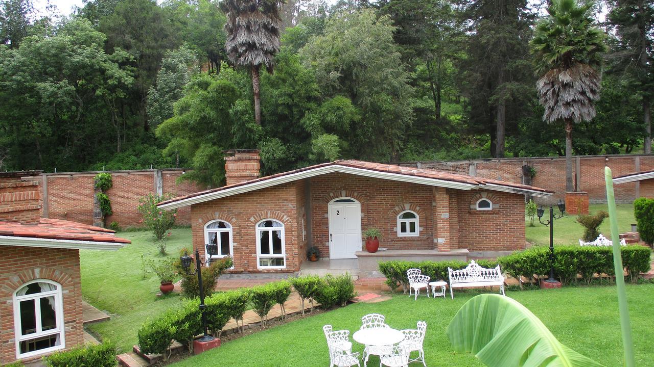 Hotel Villa Monarca Inn Zitácuaro Εξωτερικό φωτογραφία