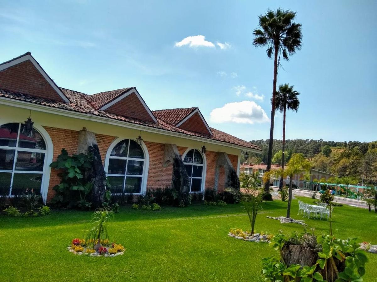 Hotel Villa Monarca Inn Zitácuaro Εξωτερικό φωτογραφία